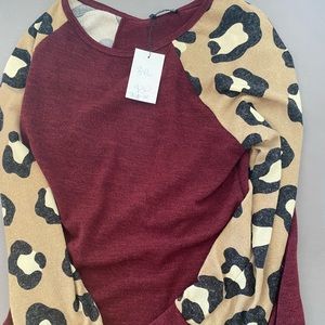 Women’s plus size leopard top